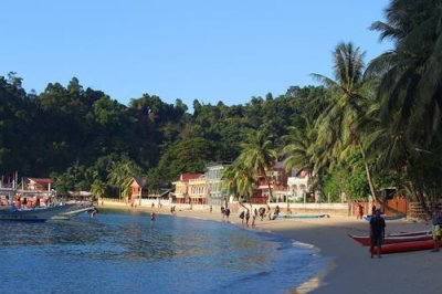 2019049534 El Nido Beach.jpg