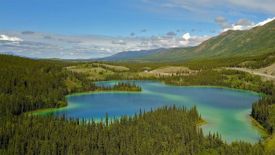 Emerald Lake Yukon - Nice drive from the port of Skagway