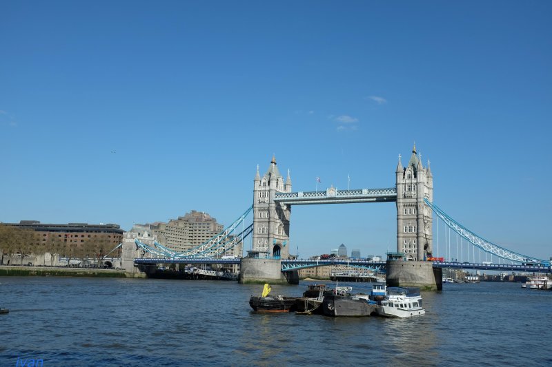 London_Bridge.JPG