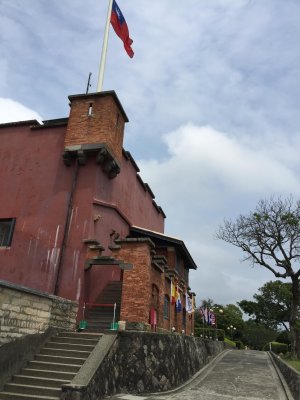 淡水河岸老街
