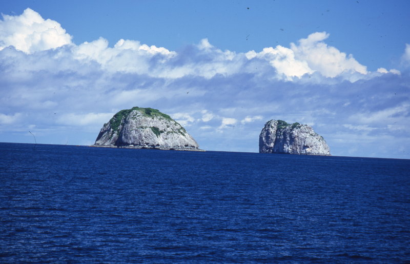 img066x.jpg