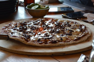 Grasshopper pizza flamed with mezcal - San Martn de las Pirmides, Mxico