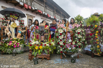 Women with the processional floats