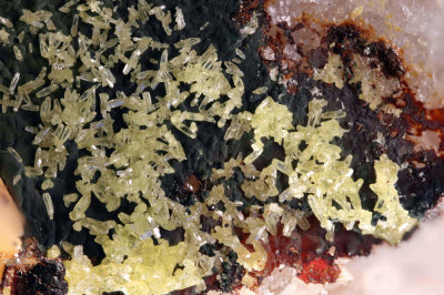 Mimetesite