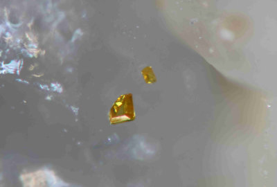Stolzite