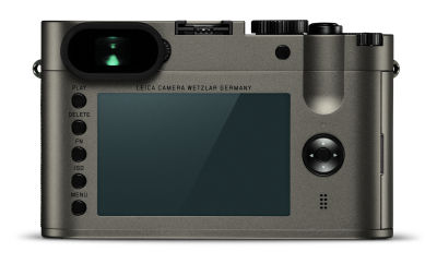 Leica+Q+Titanium+gray_back.jpg