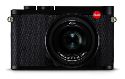Leica+Q2_front_CMYK.jpg