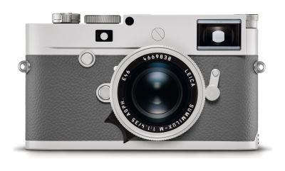 Leica_M10-P_Ghost_Edition_for_HODINKEE_Summilux_35_FRONT_CMYK.jpg