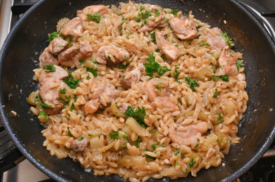 Chicken, Lemon and Orzo One-pot