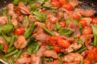 Chicken with Pancetta, Tomatoes and Green Beans