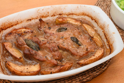 Pork Steaks with Apples and Cider