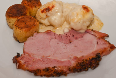 Baked Ham, Cauliflower Cheese and Fondant Potatoes