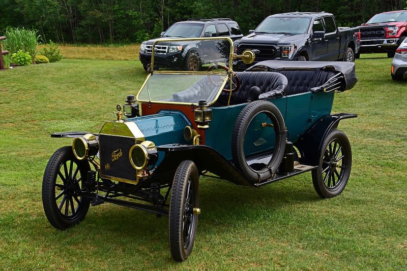 1913 Ford in mint condition, 100% original. Matching numbers as we say!