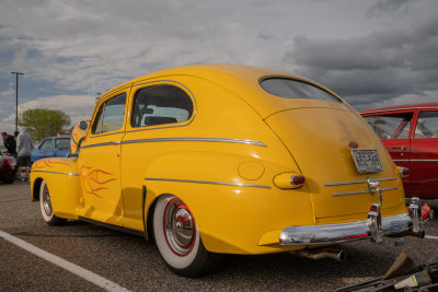 1946 Ford Sedan