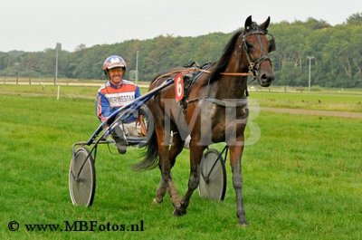 _MBF1649.jpg