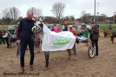 Minikoers 2. Noellyn Dassen met Snowy2.jpg