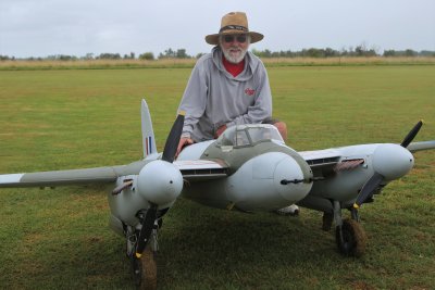 Mike Briggs and his hand built twin DA 60 powered DH Mosquito, IMG_2725 (2).JPG