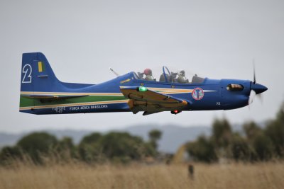 Steve Blackman's KT45 turboprop Tucano on a low speed pass, 0T8A4901 (2).JPG