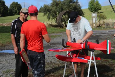 Allen, Damo & Matt with the pre crashed Macchi M72, IMG_2880.JPG