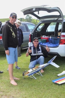 Dave's H9 plane lost the hz stab leading to total failure, IMG_4119 (2).JPG