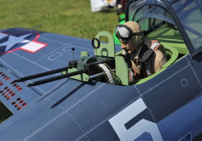 Steve's 30cc sized VQ Dauntless, IMG_4169 (2).JPG