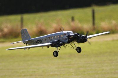 Maiden landing coming up for the Ju-52, 0T8A7531.JPG