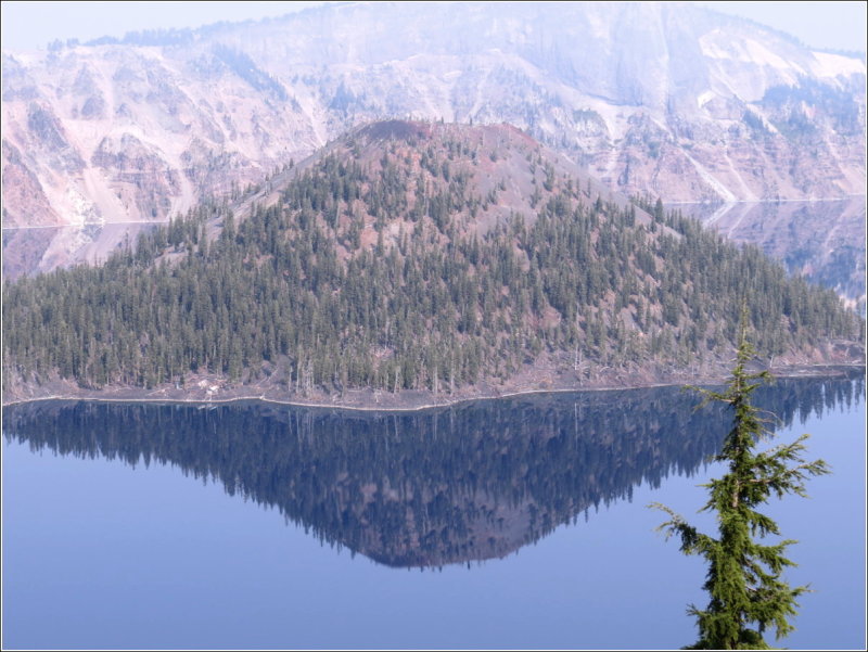 Wizard Island reflection