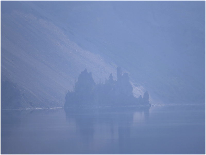 Phantom Ship - Long shot through smoke