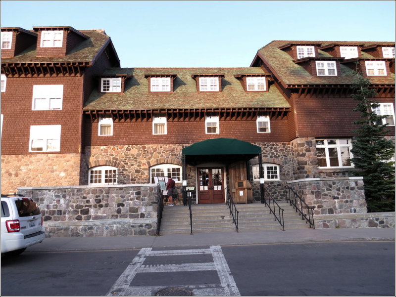 The Crater Lake  Lodge