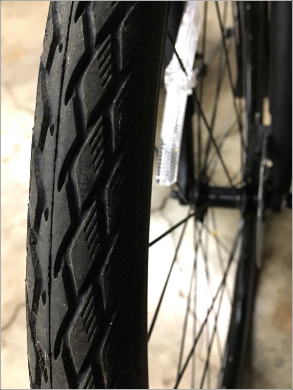 Thick tread, 3mm anti-puncture protection (Nov 2021)