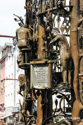 Trier Handwerkerbrunnen.JPG