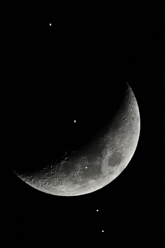 ISS Moon Comp 1-18-21.jpg