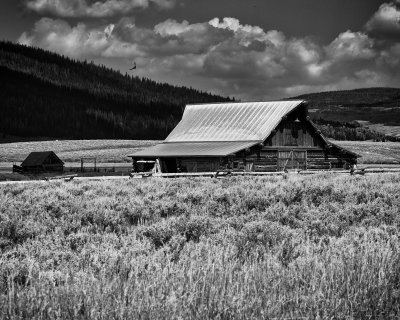 Barn in Upper Green River