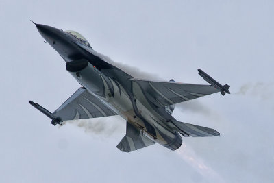 F-16