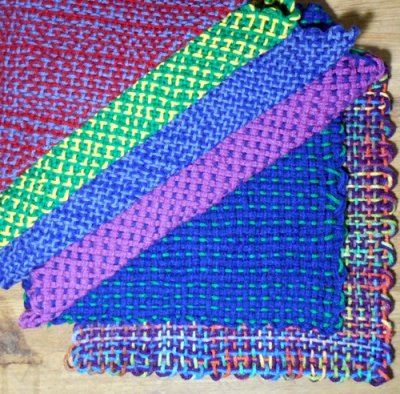 pin loom squares