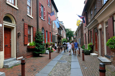 37 Elfreth's Alley Street Philadelphia MRC@2019.jpg