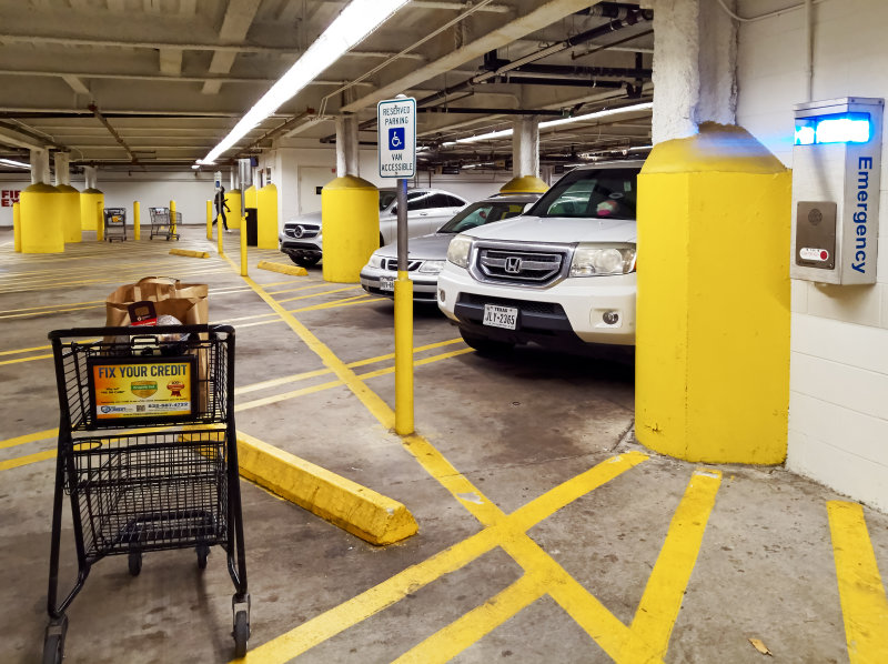Randalls Downtown garage