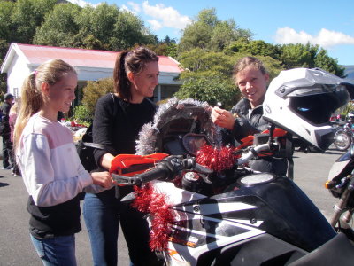 201128 Nelson Toy Run 029.jpg