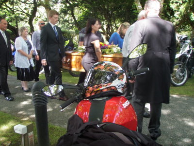 201126 Derek O'Beirne's  funeral 22.jpg