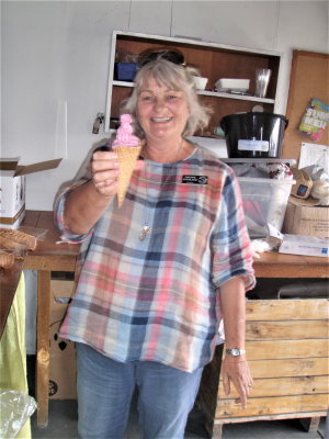 220227 Branch BBQ with icecreams creations 12.jpg