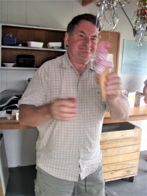 220227 Branch BBQ with icecreams creations 15.jpg