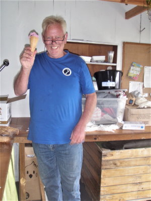 220227 Branch BBQ with icecreams creations 16.jpg