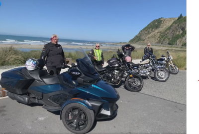 220411_ulyyses_nelson_babes_on_bikes_at_twizel