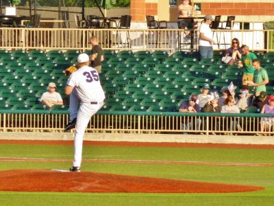 Crushers_ball_game_23_640x480.jpg