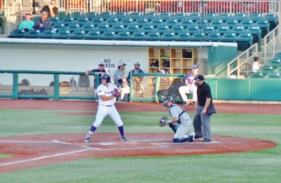 Crushers_ball_game_27_640x418.jpg