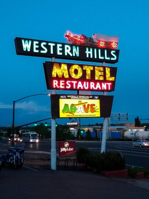 Western Hills Motel