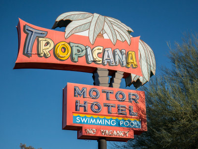 Tropicana Motor Hotel