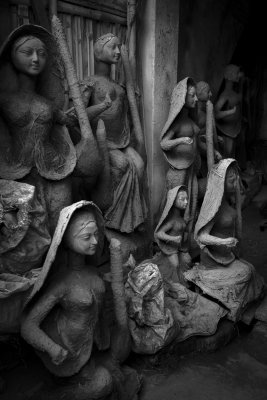 Kumartuli -  Unique quarters of Potters