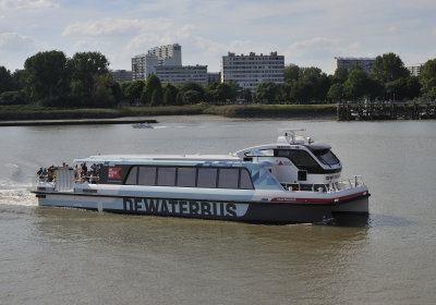 Waterbus arriving in Antwerpen