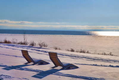 Snow in the afternoon sun